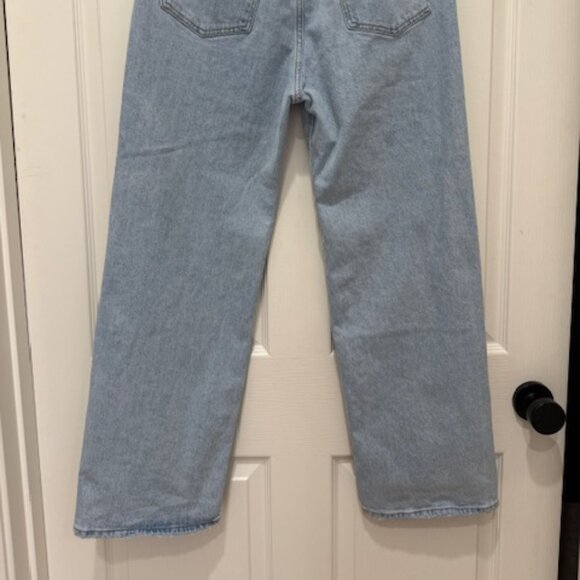 Abercrombie & Fitch 90's High Rise Relaxed - 31/12 - NWT - Length Short - Picture 4 of 4